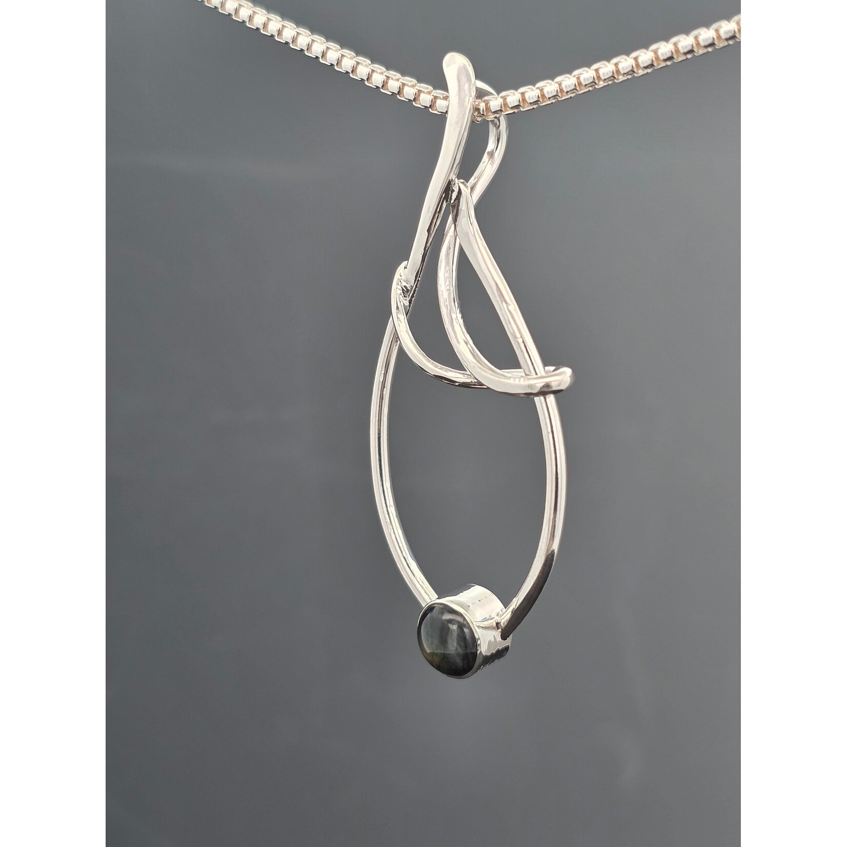 Modern Heirloom® Sterling Seagrass Pendant w/ 6mm Spectrolite,  20"