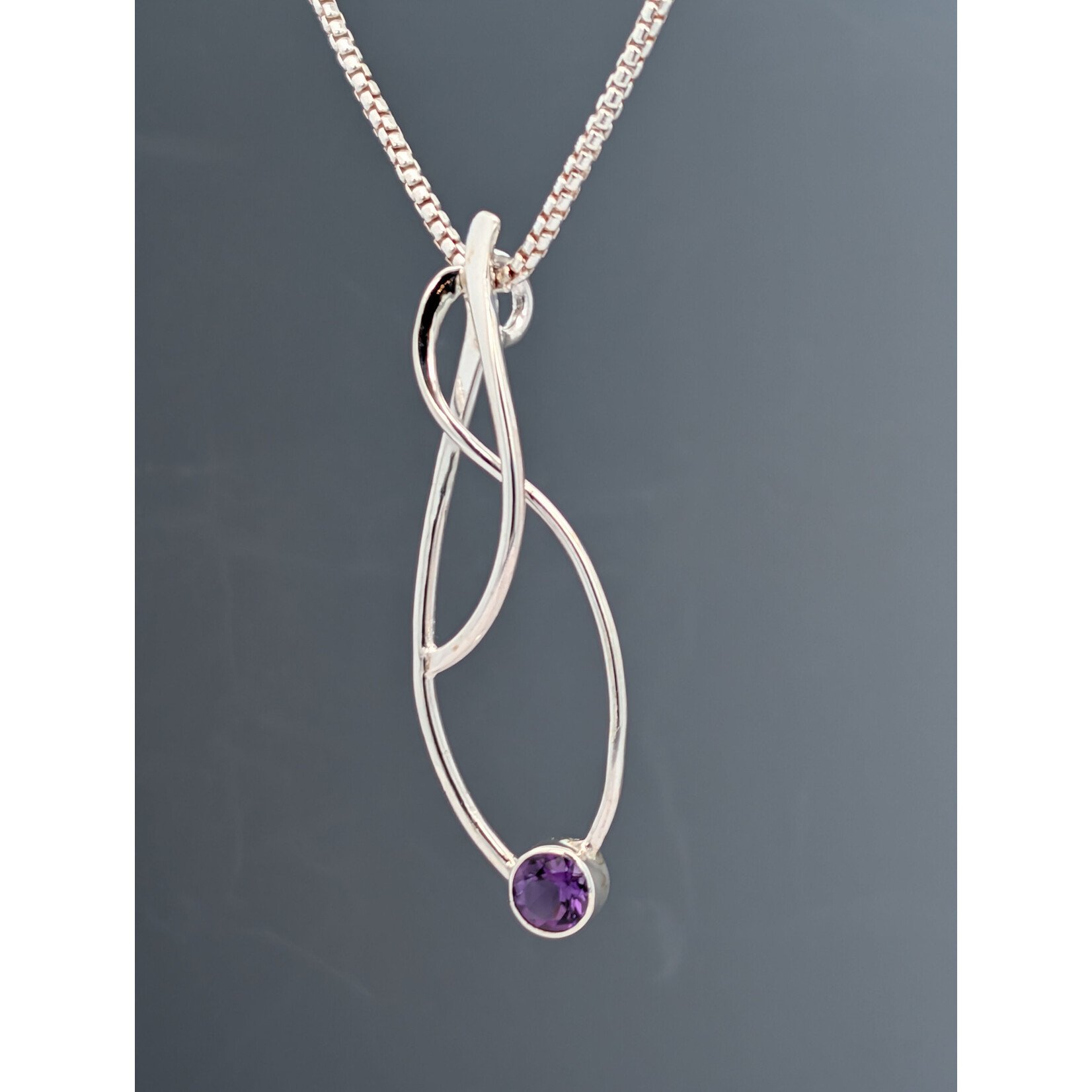Modern Heirloom® Sterling Seagrass Pendant w/ 6mm Amethyst, 16"