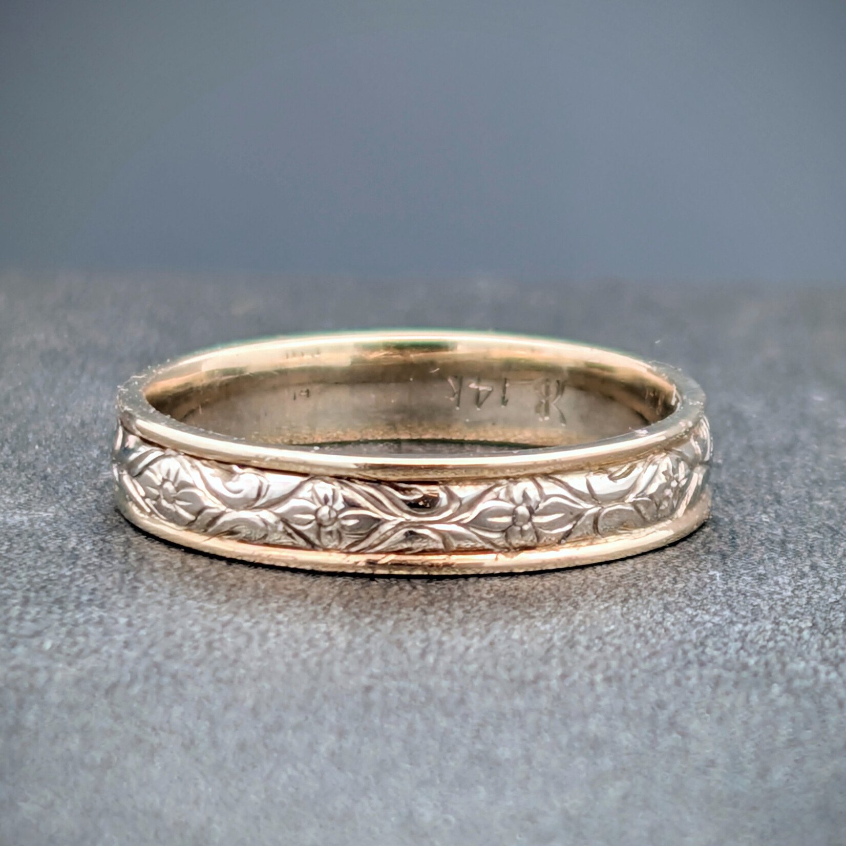 Modern Heirloom® Two-Tone 14K Scroll Band, 4mm, Sz4.0