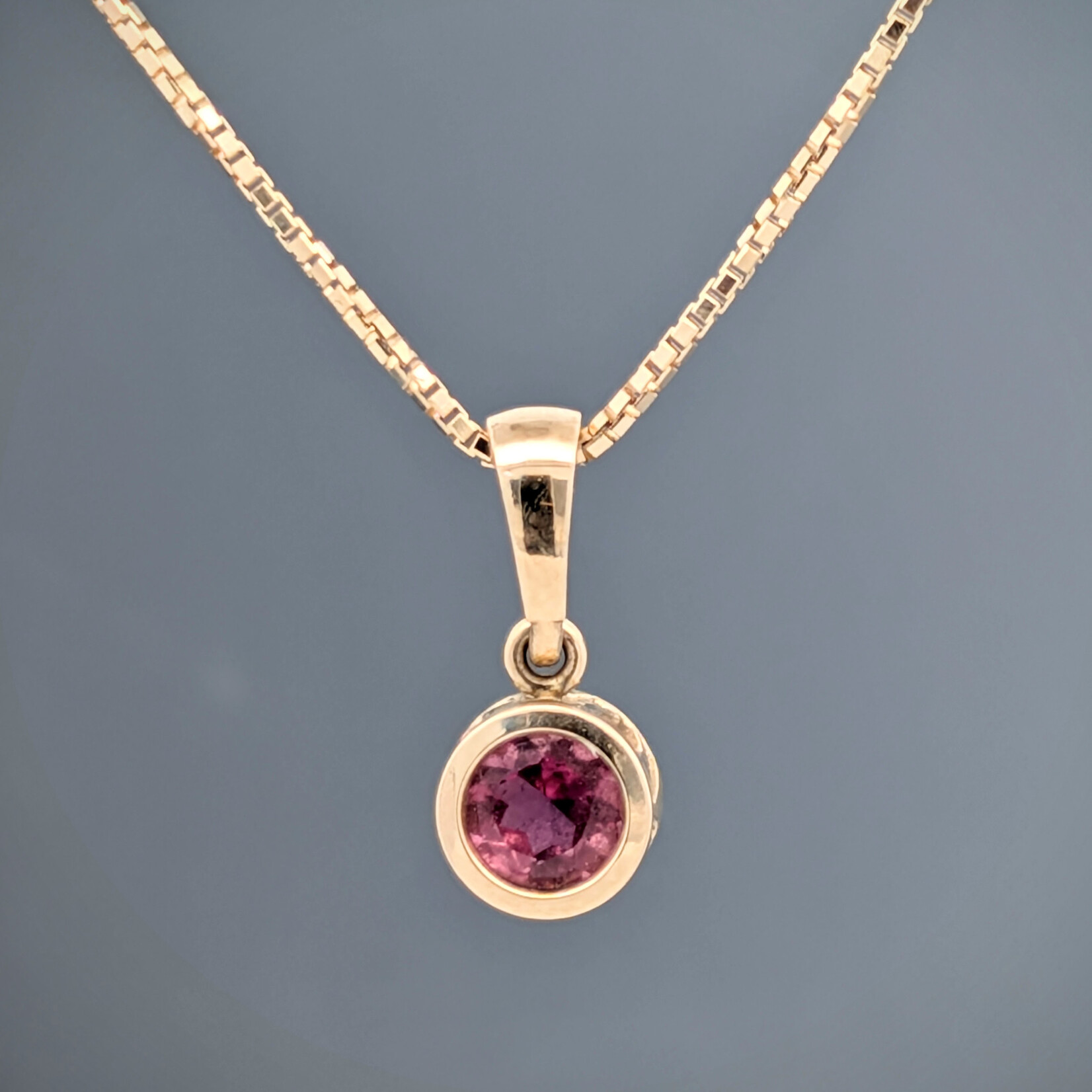14KY Filigree Pendant w/ 5mm Pink Tourmaline on 18" Octava Chain