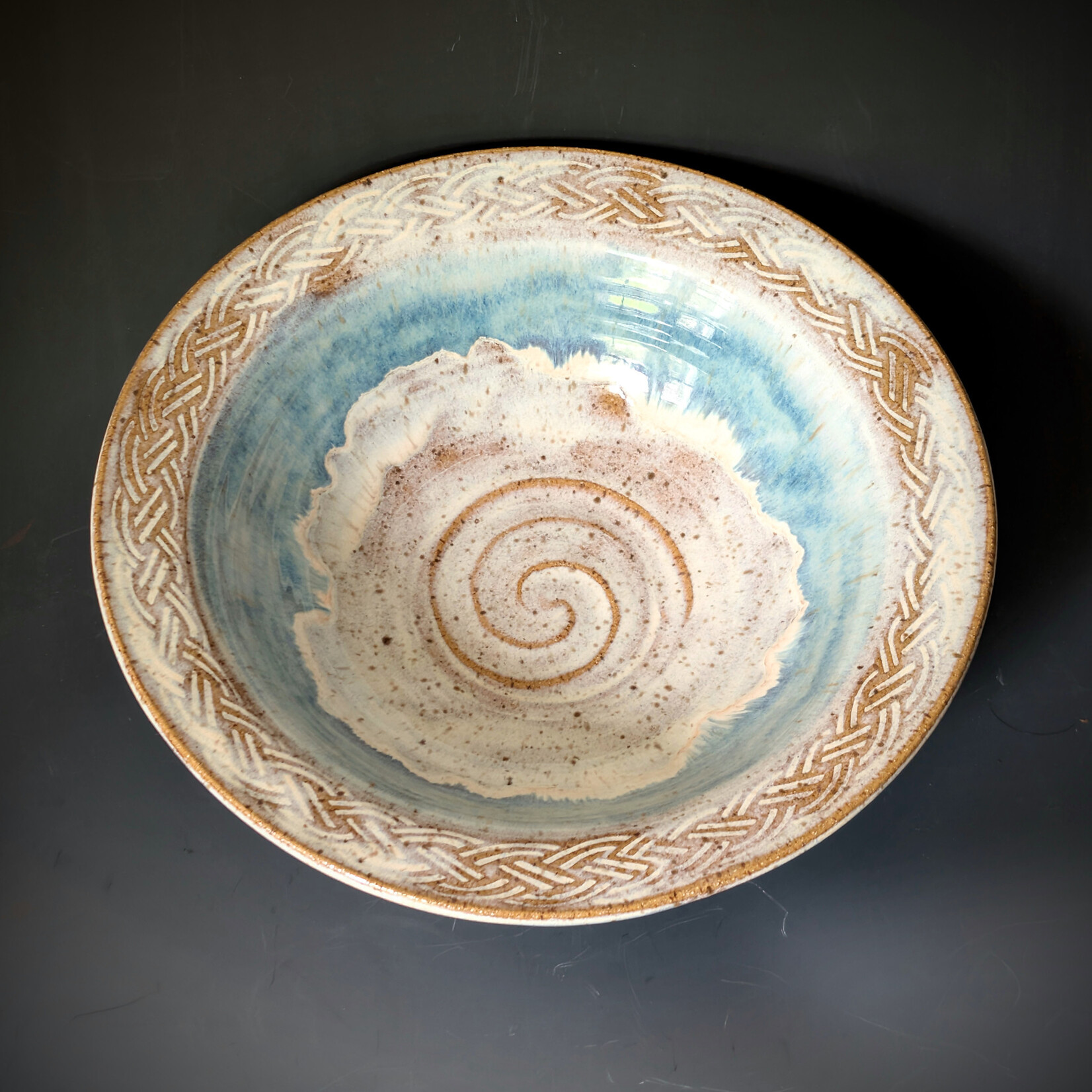 Anchor Line Pottery Braided-Edge Fluted Bowl