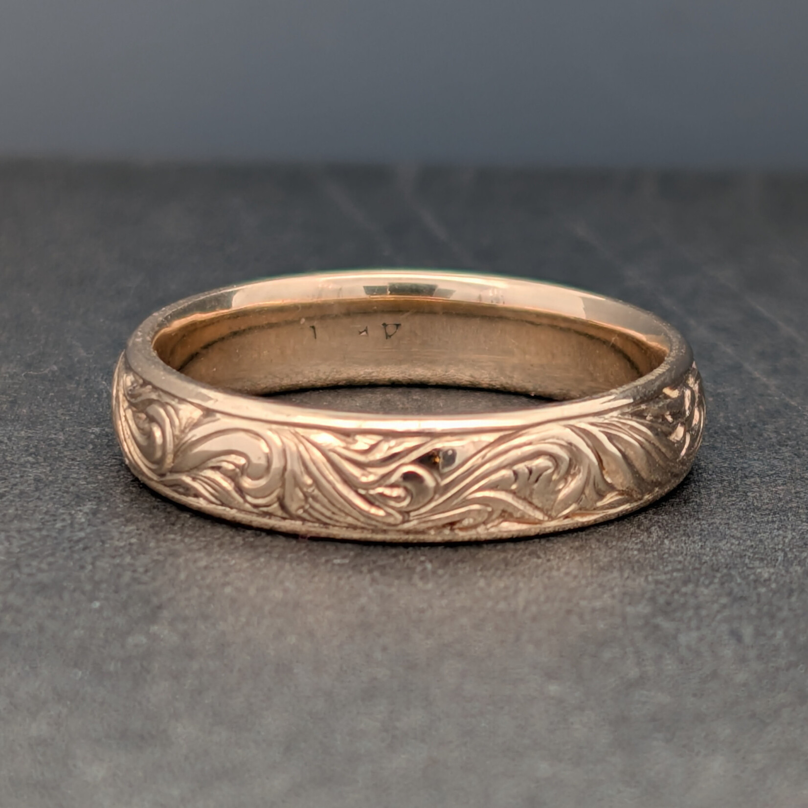 Modern Heirloom® 14KY Western Scroll Band, Com-Fit, 5mm, sz9