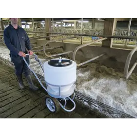 Stall Buddy Spreader