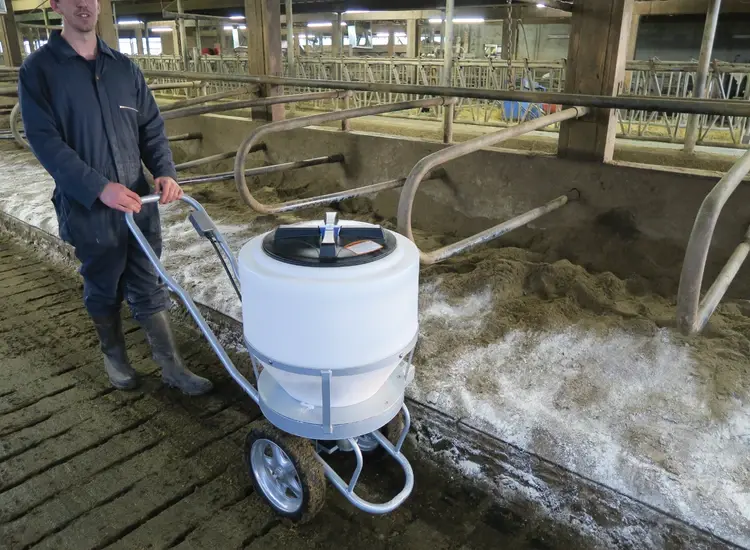 Stall Buddy Spreader