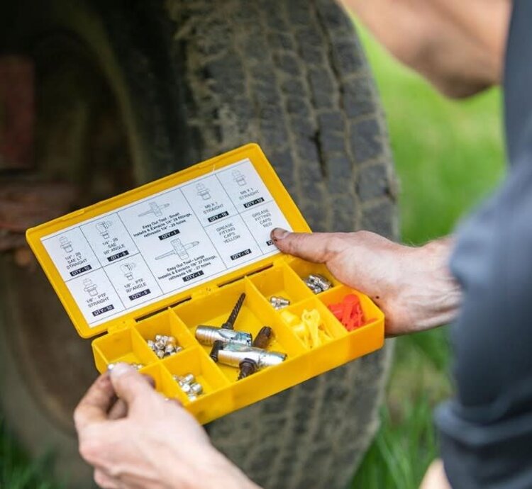 LockNlube Complete Grease Fitting Replacement Kit