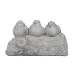 Campania Three's a Crowd