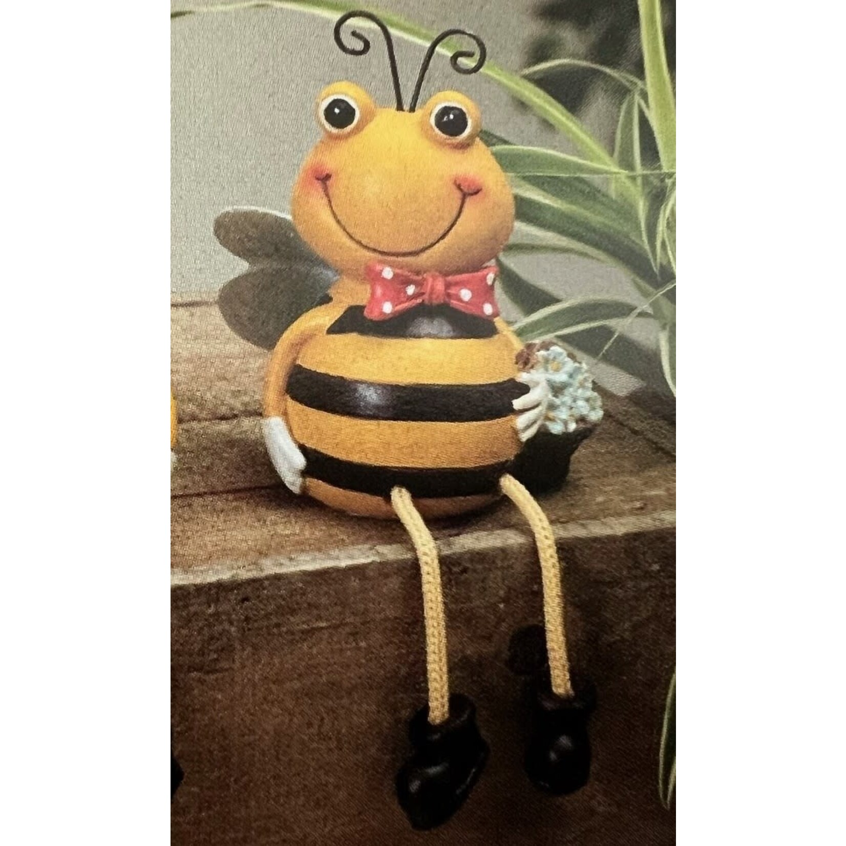 Bee Shelf Sitter Pink Bow Tie    (H24)
