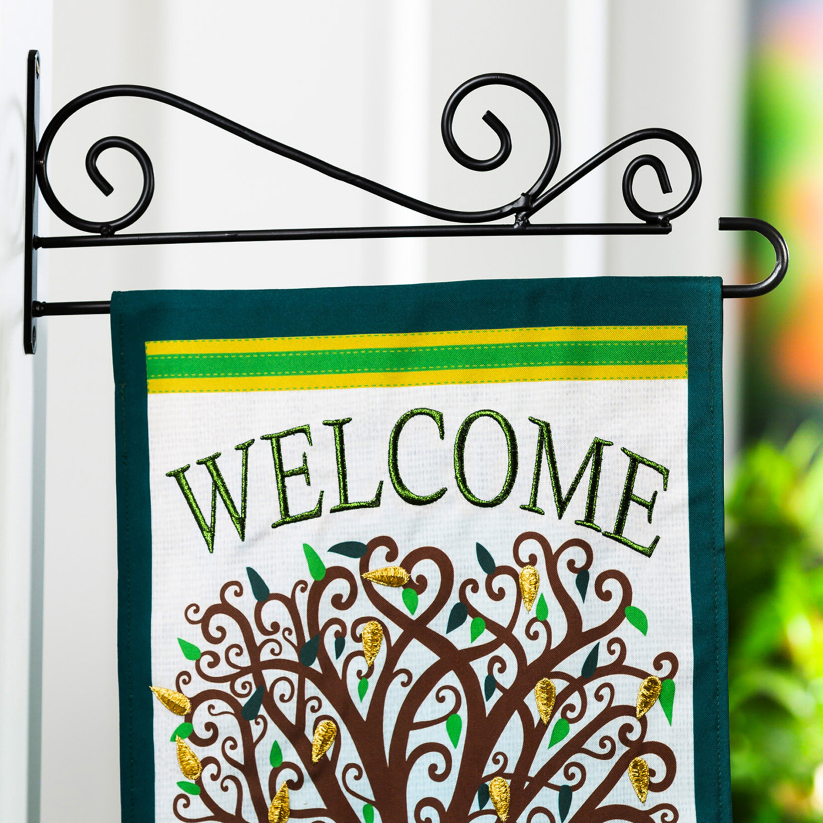 Swirl Wall-Mount Garden Flag Hanger    (C7 bs)