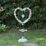 Garden Age Supply Heart Garden Stand With Glass Heart Small