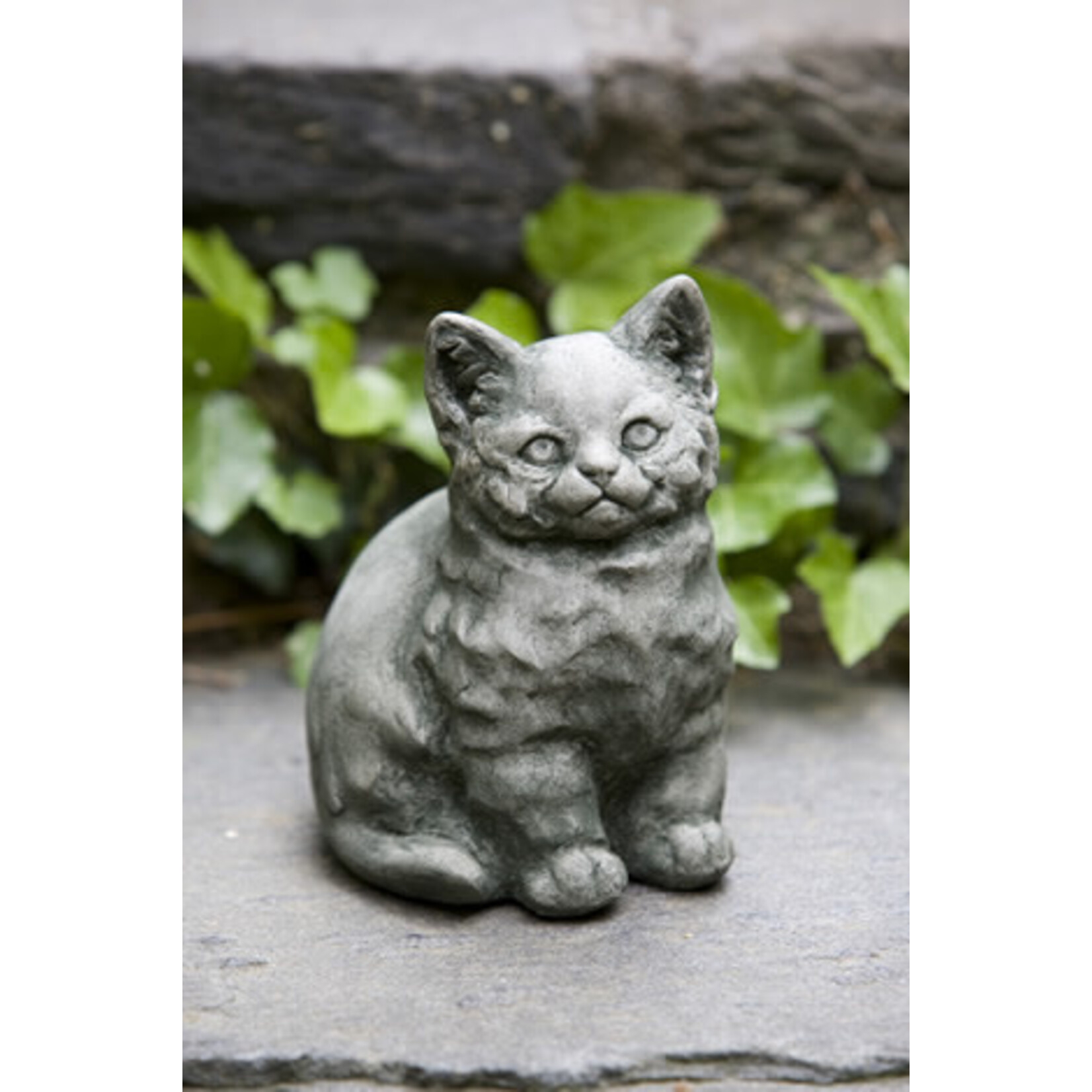 Campania Kitty  Statue