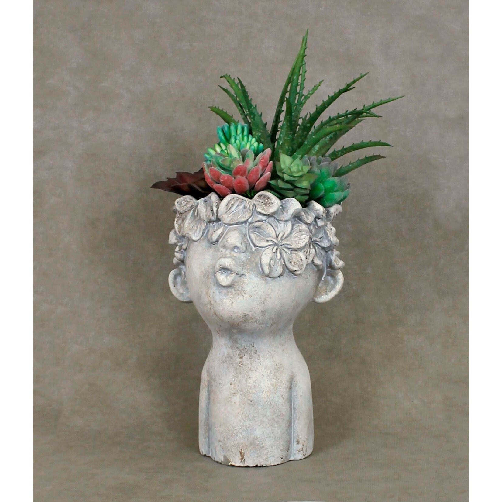 Small Kissing Planter  (H2)