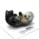 Little Critterz Sea Otter "Hammer" - miniature porcelain figurine