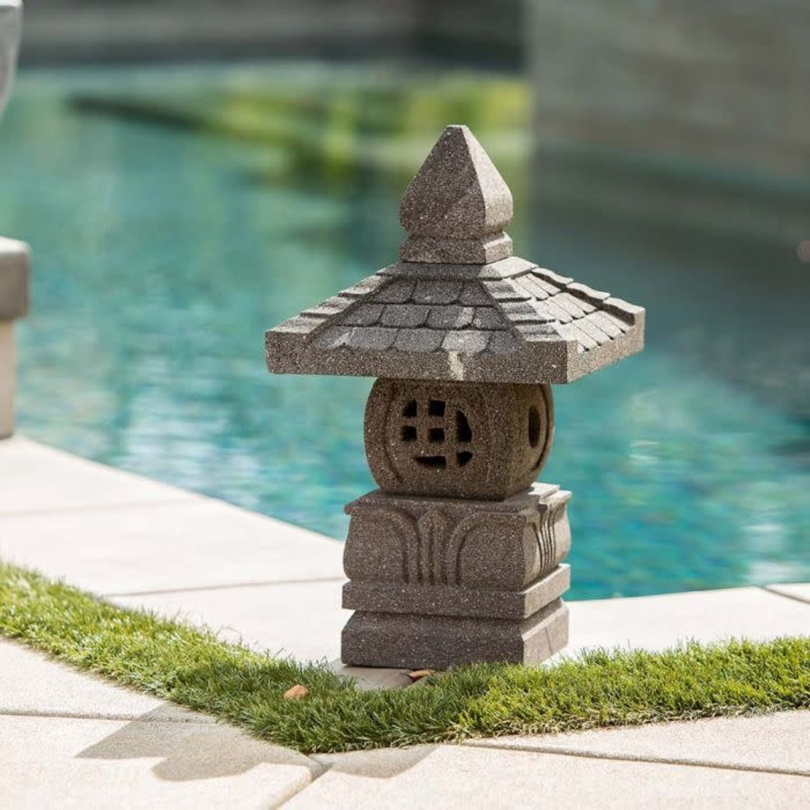 Lava Stone Garden Lantern - Dasglo