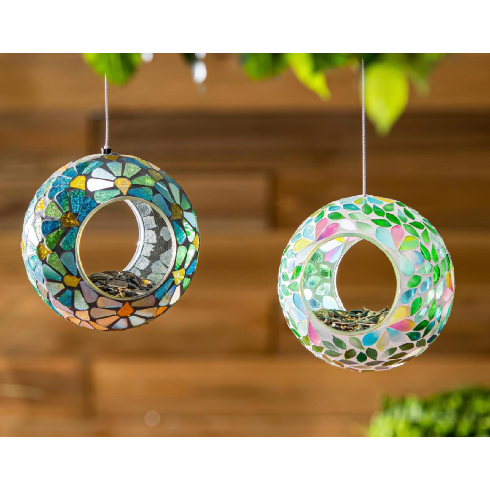 Mosaic Circle Birdfeeder