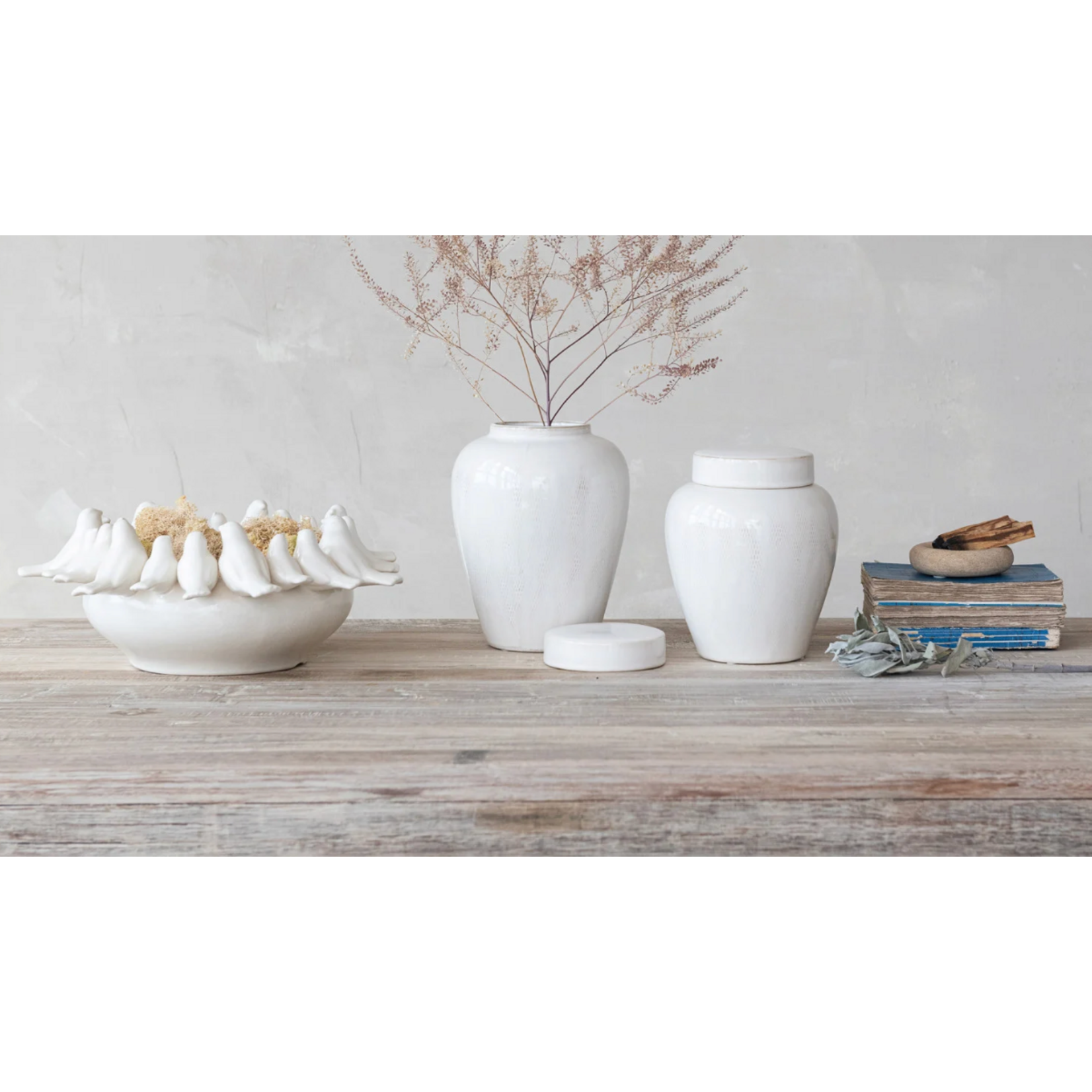 Creative Co-op Decorative Stoneware Bowl/Planter with 3D Birds on Rim, White