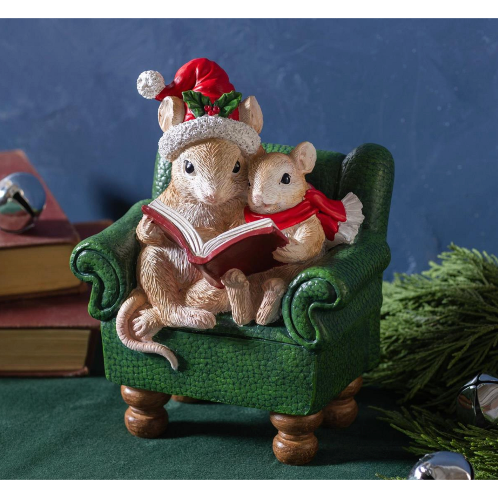 Twas the Night Table Decor Resin Mouse Reading