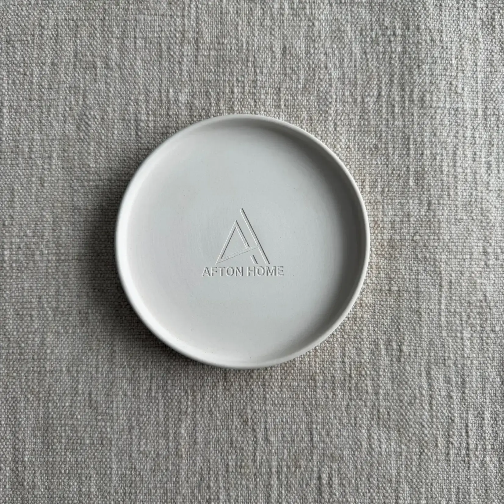 Ceramic Gallery Candle Plate - Linen White