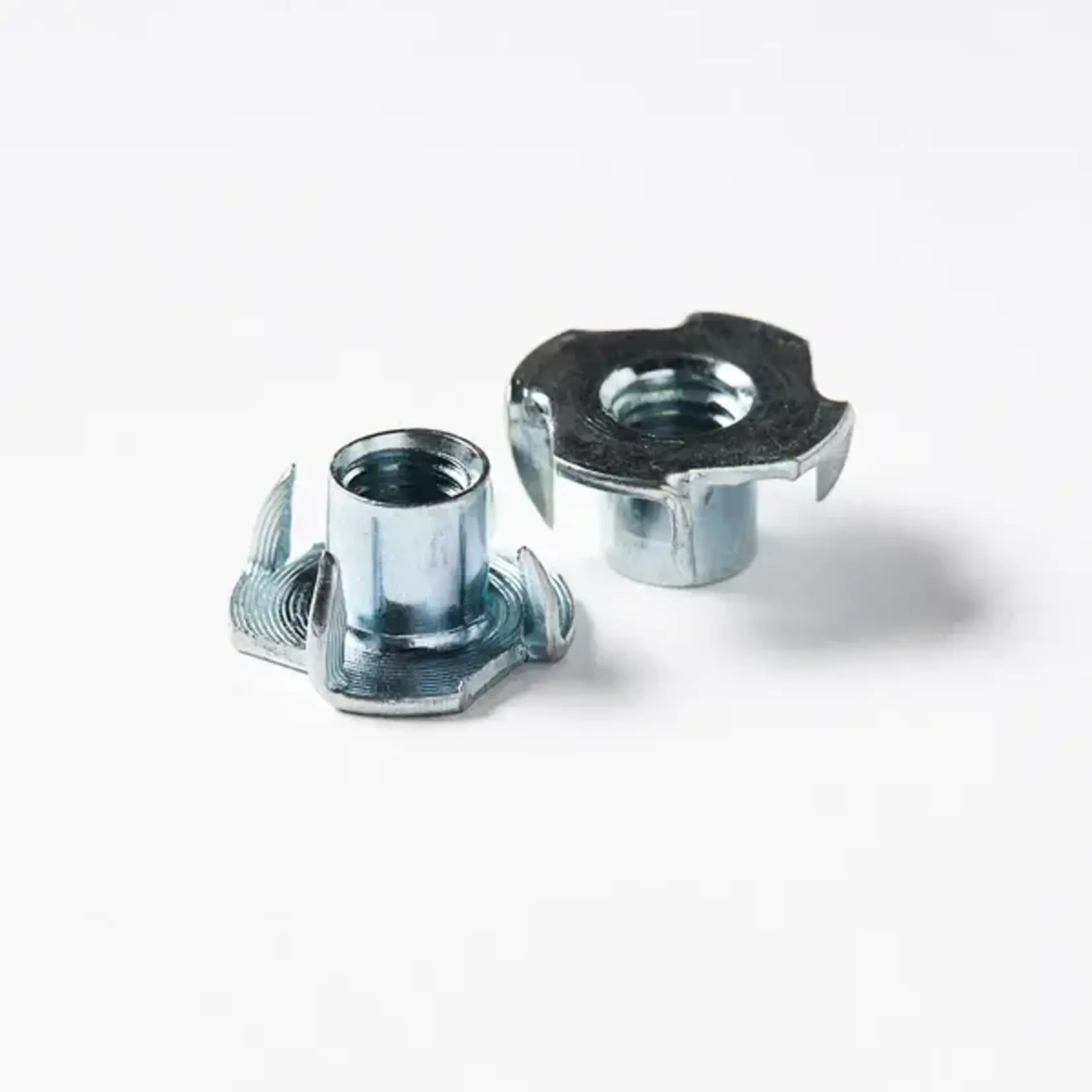Escape Climbing Escape Climbing  4-Prong T-Nut Zinc x 1
