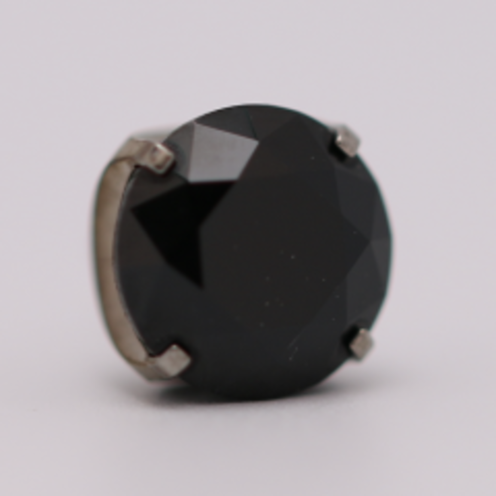 Neometal 18g prong set threadless end 2.5mm black