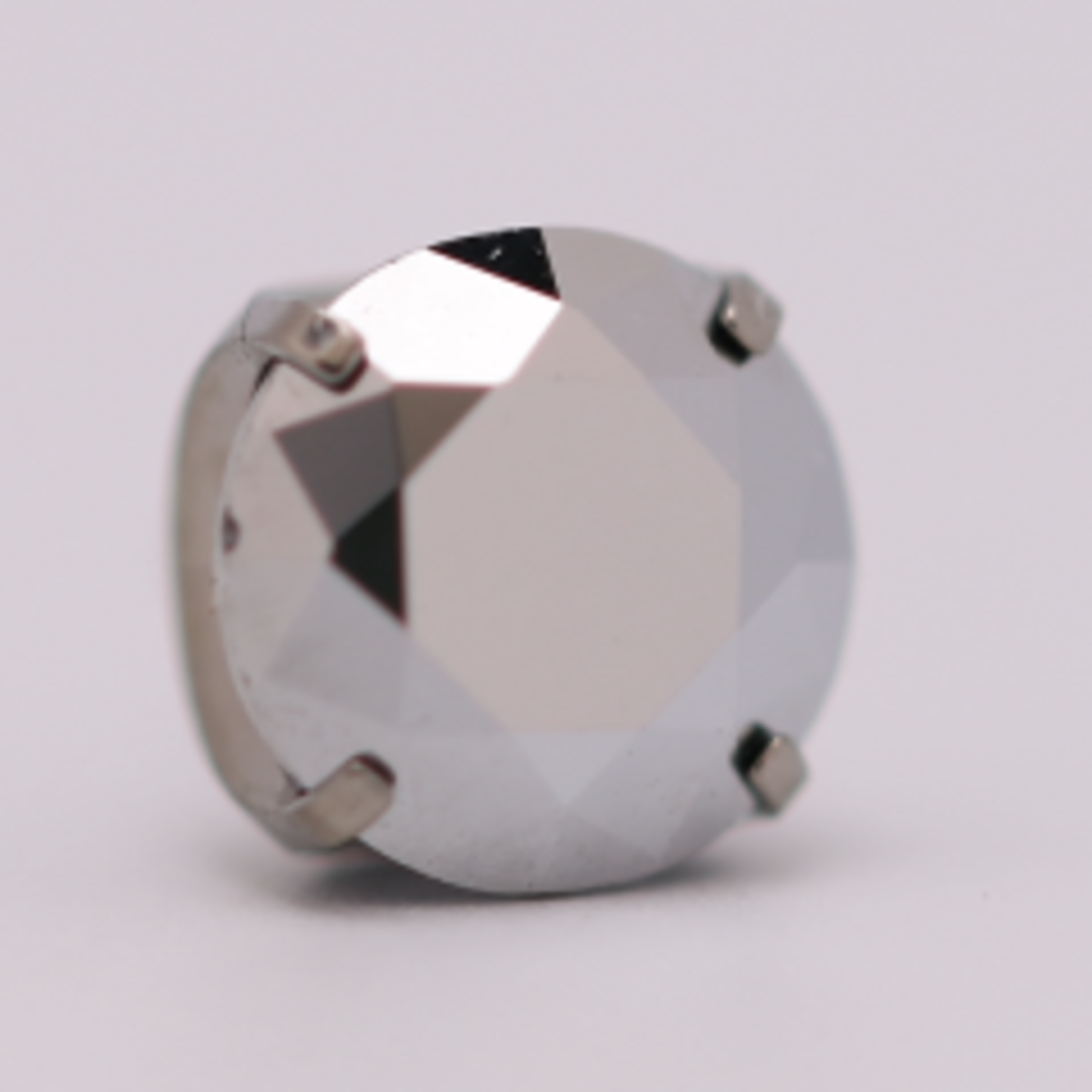 Neometal 18g prong set threadless end 2.5mm light chrome