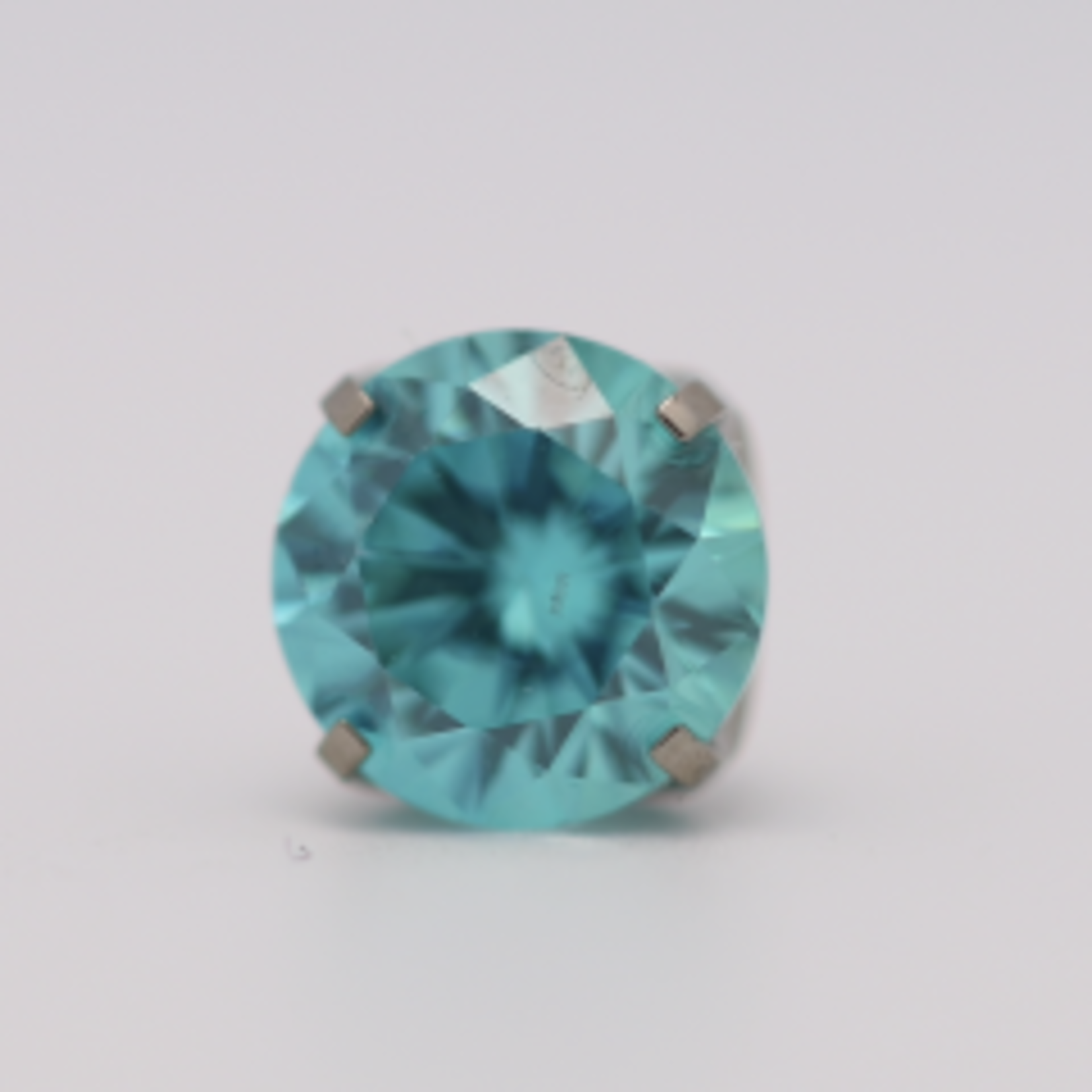 Neometal 18g prong set threadless end 5mm mint green