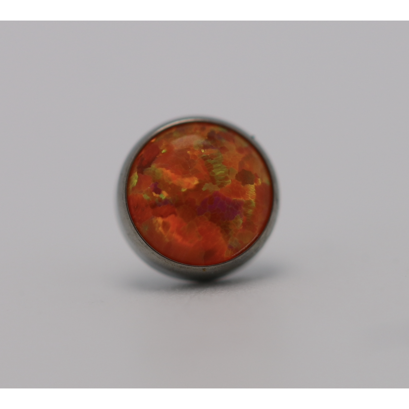 Neometal 18g cabochon bezel set 2.5mm synthetic orange opal