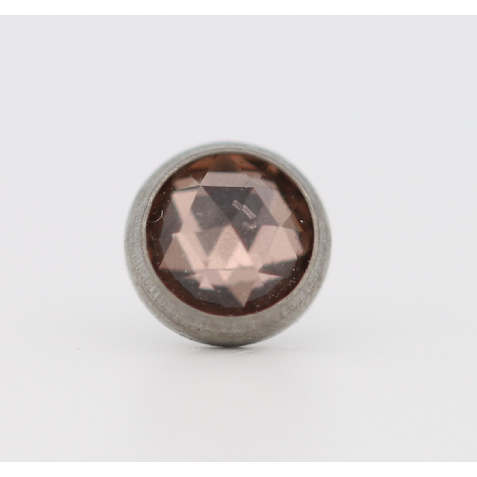 Neometal 18g cabochon bezel set 2.5mm synthetic rose cut dusty morganite ceramic