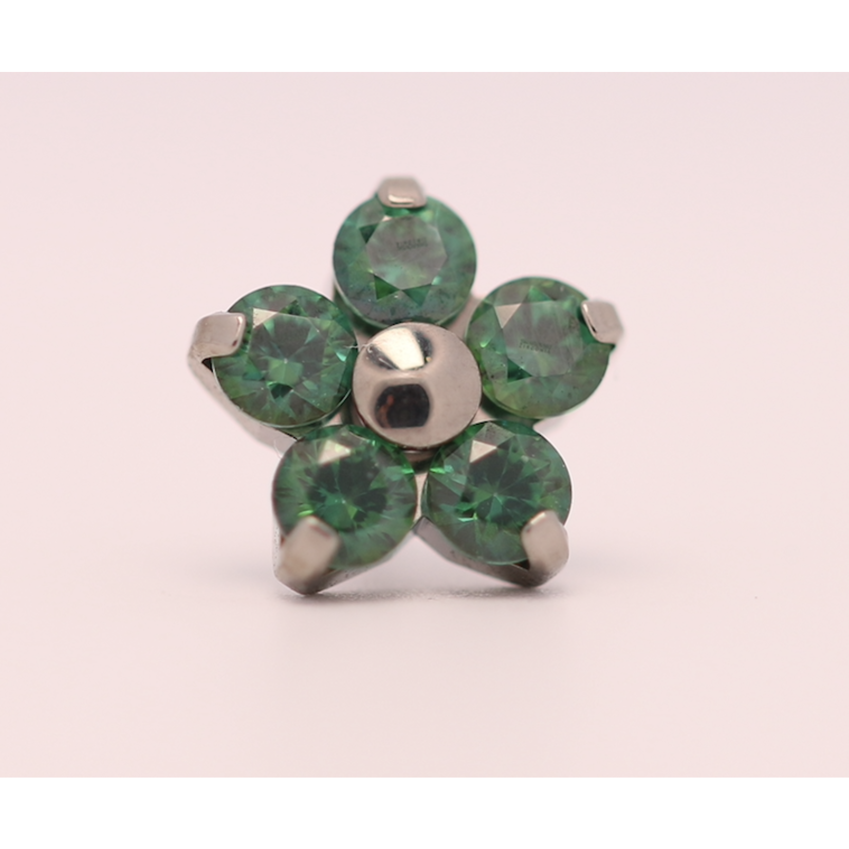 Neometal 18g prong set threadless end flower 5x1.5mm emerald