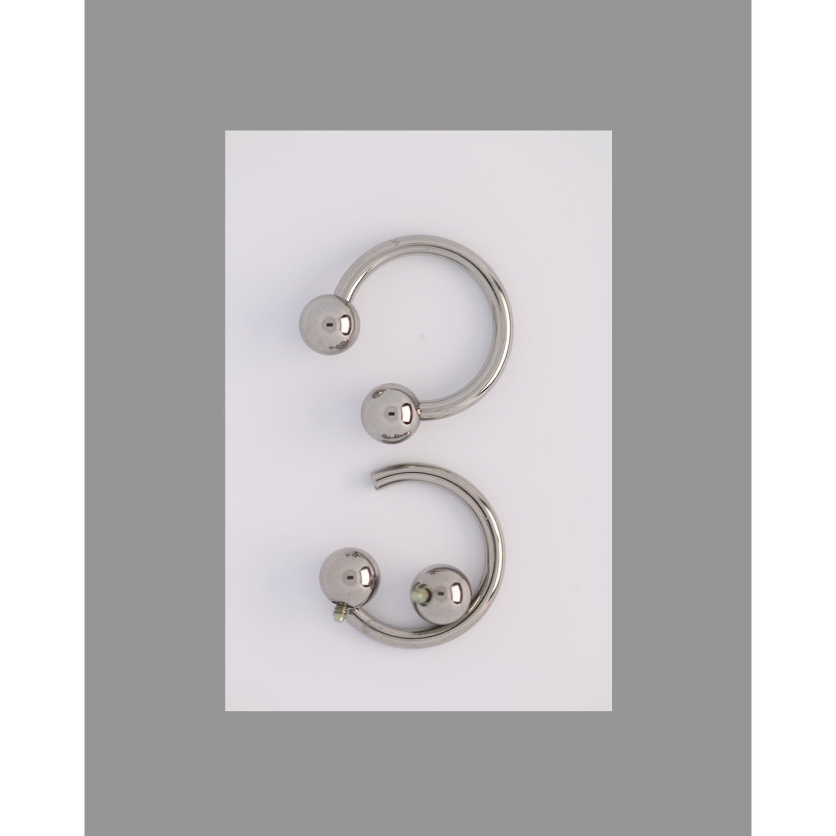 Anatometal 14g 1/4 circular barbell threaded shaft