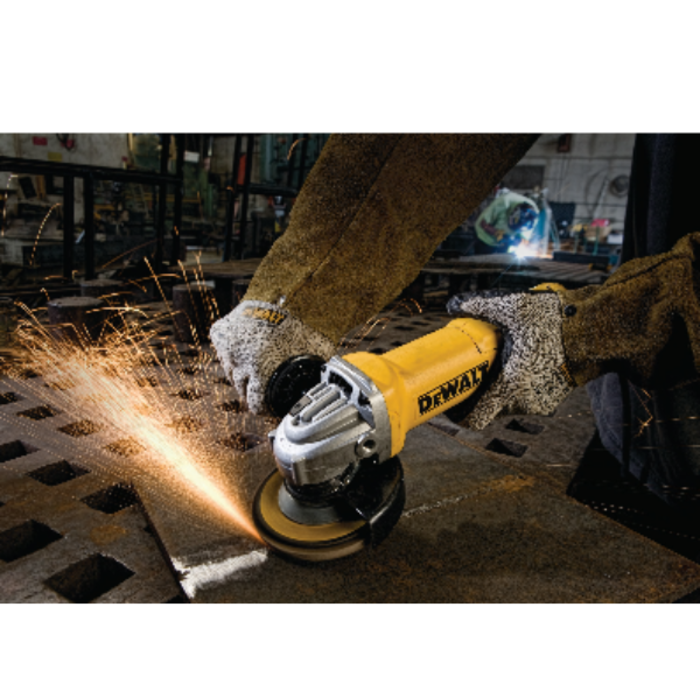 DEWALT IND5602 4 1/2" ANGLE GRINDER DWE402