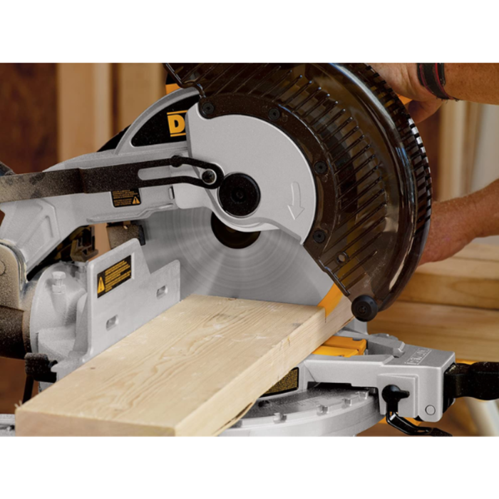 DEWALT IND5728 DEWALT 15AMP 10" COMPOUND MITER SAW DWS713 110V 60HZ