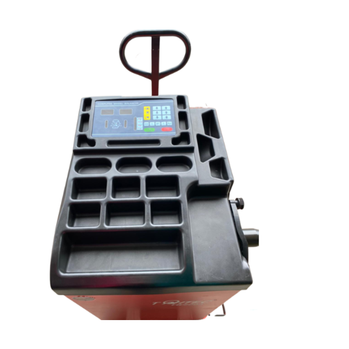 TAITEC IND9698 WHEEL BALANCER/ TW900-A 110V 60HZ