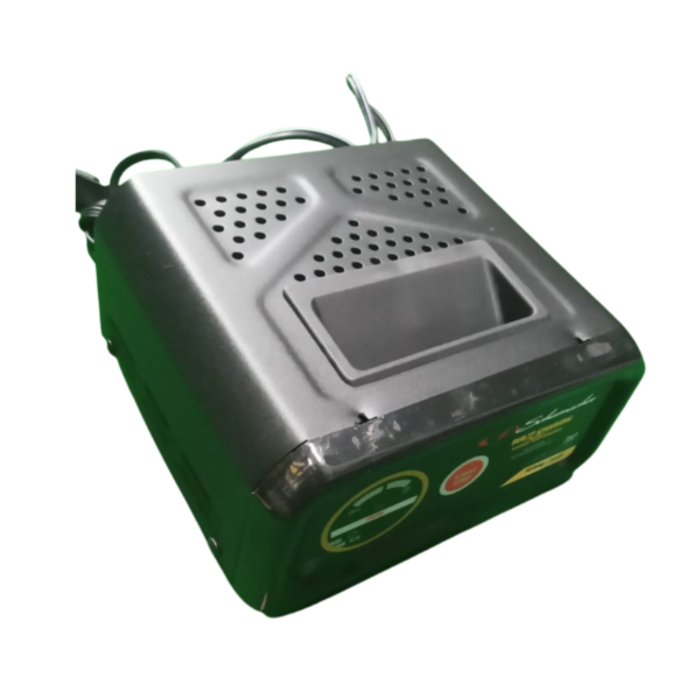 SCHUMACHER VEH22873 2/10 AMP BATTERY CHARGER/SCHUMACHER SC1305