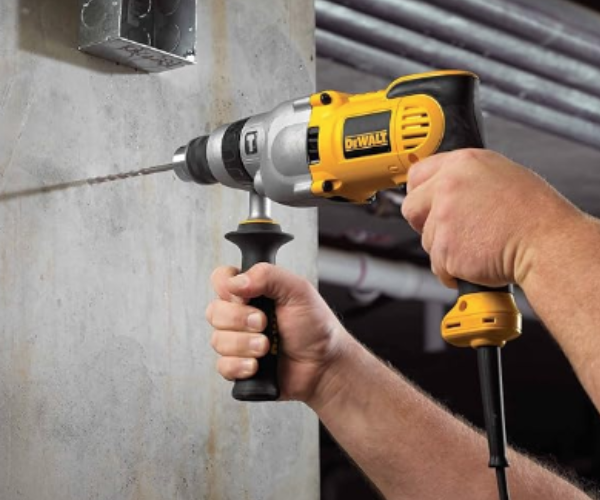 DEWALT IND5807 1/2" HAMMER DRILL-DEWALT VSR PISTOL GRIP #DWD520/DWD520K