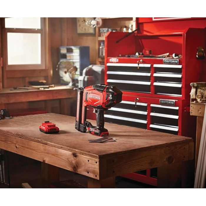 CRAFTSMAN IND5843 20V MAX 18GUAGE NAIL GUN KIT CMCN618C1