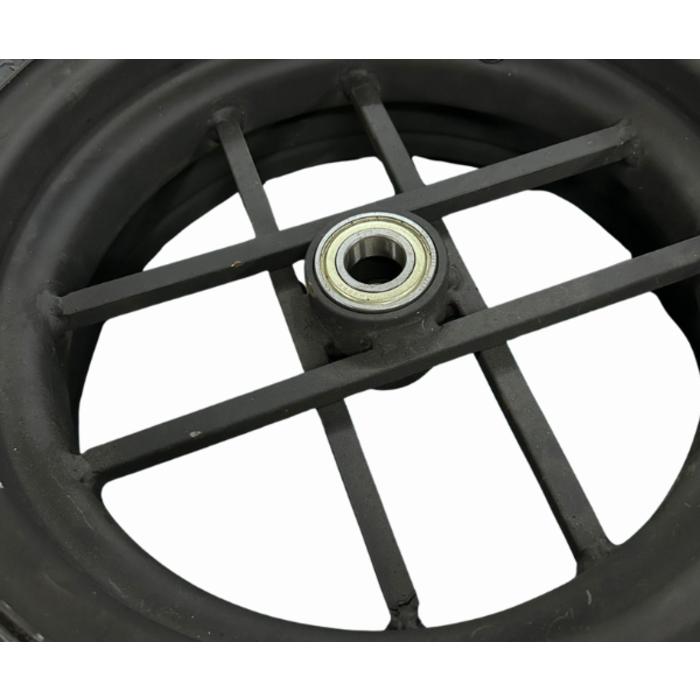 HAR9564//WHOLE WHEEL WITH THE TIRE AND RIM