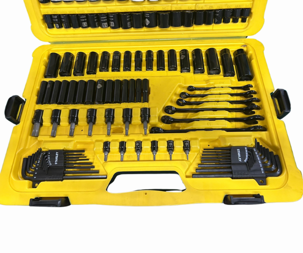 STANLEY HAR9572 183PC BLACK CHROME MT SOCKET SET STMT71662-LA