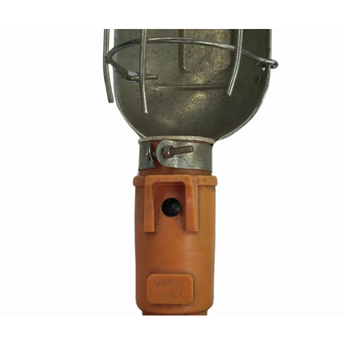 ELE9044 MEDIUM DUTY METAL GUARD WORK LIGHT WITH 1 FT CORD AND POLARIZED PLUG