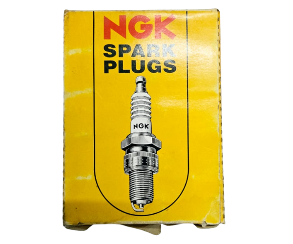 VEH11538 NGK SPARK PLUGS D8H5