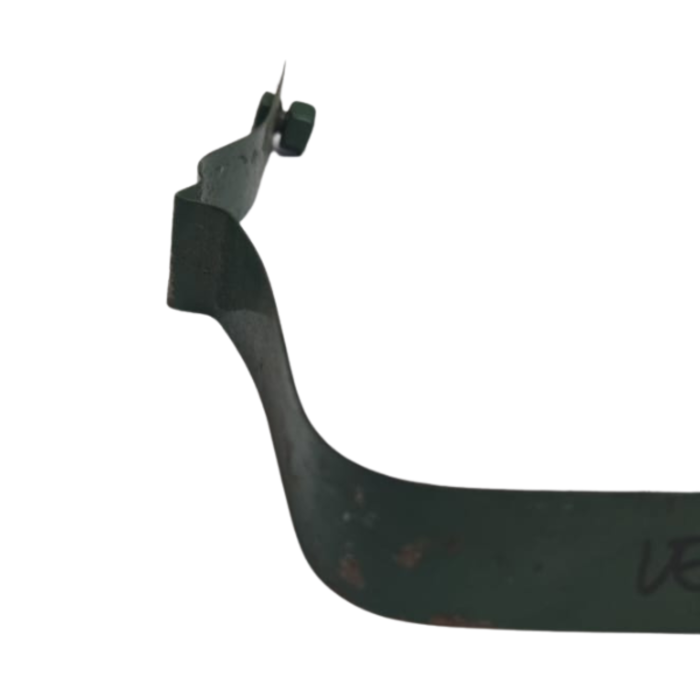 VEH11851 STRAP/FUEL TANK(LISTER6/1)--WNR