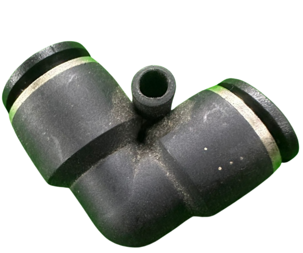 VEH24228 A105 12MM-10MM ELBOW PNEUMATIC QUICK TUBE CONNECTOR (REDUCING FITTINGS)
