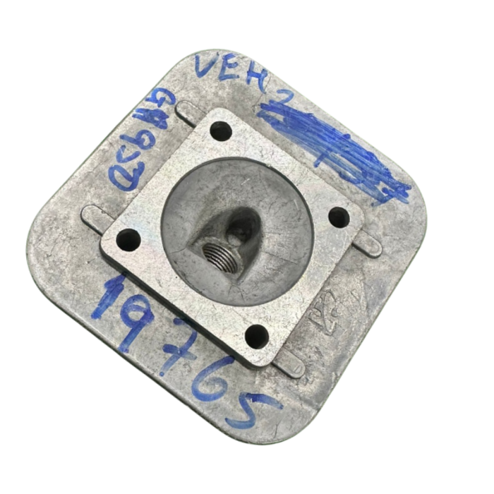 VEH19765 COVER/CYLINDER HEAD #95001-WNR