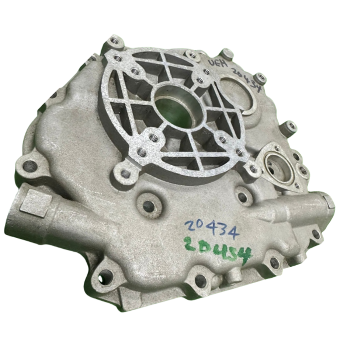 VEH20434 COVER/CRANKCASE #15401012