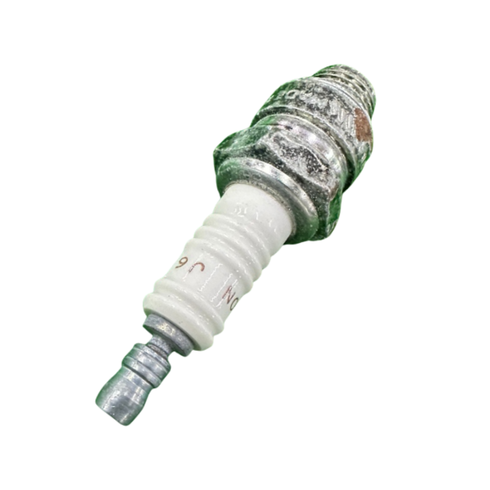 VEH17338 PLUG/SPARK J6C (CHAMPION)--WNR