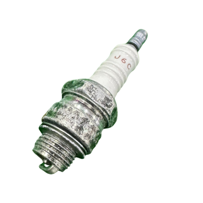 VEH17338 PLUG/SPARK J6C (CHAMPION)--WNR