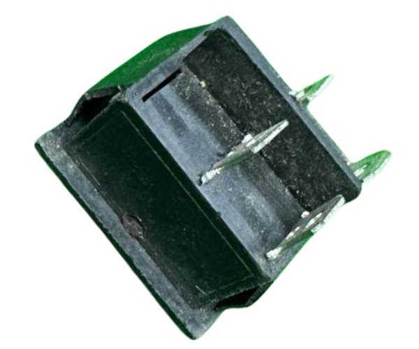 VEH17531 SWITCH/ON-OFF C31 47-5003 5AMP 220V