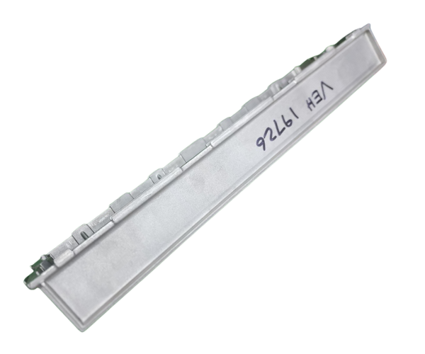 VEH19726 COVER/CYLINDER HEAD 4CYL.LOVAL