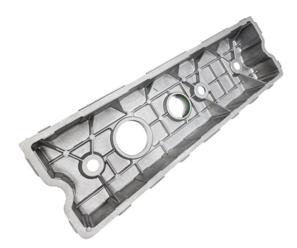 VEH19726 COVER/CYLINDER HEAD 4CYL.LOVAL