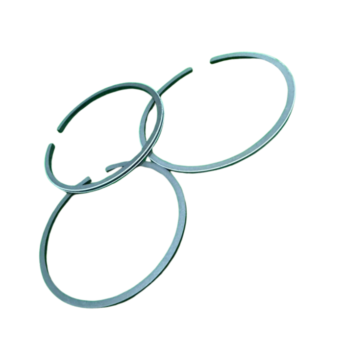 VEH17568 RINGS/PISTON SET (STD) 130