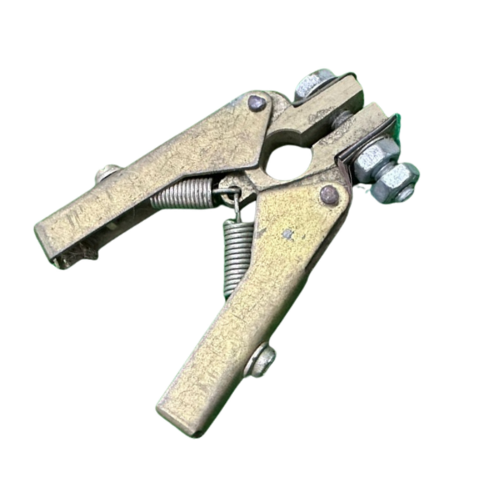 VEH15879 HOLDER/CARBON BRUSH 1 PHAS